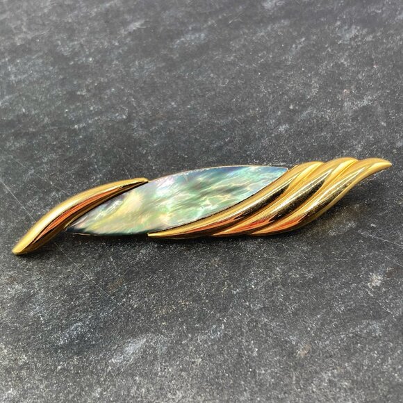 VINTAGE Gold tone metal and genuine abalone shell wavy shaped bar brooch pin - Picture 4 of 8